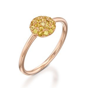 Yellow Sapphires ring model Berry